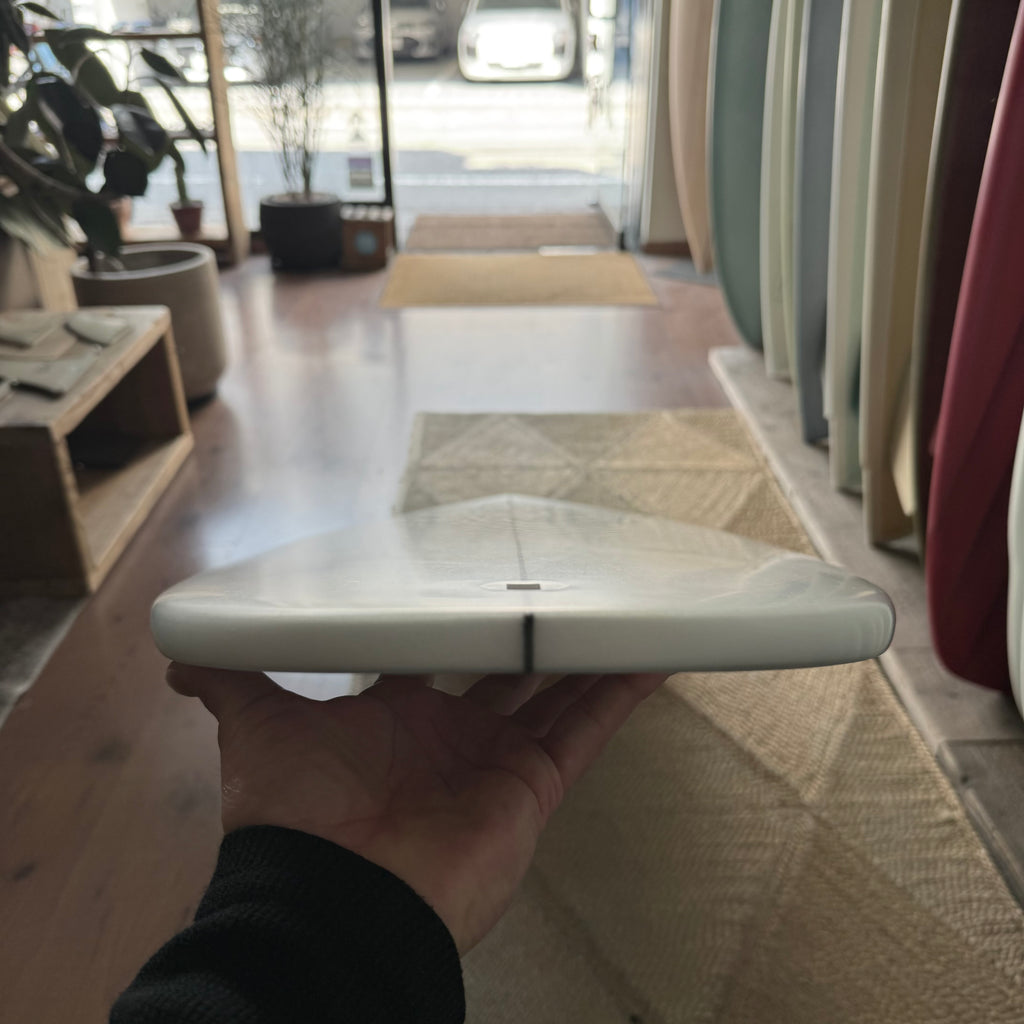 5'6" LOVEMACHINE SURFBOARDS T.REV