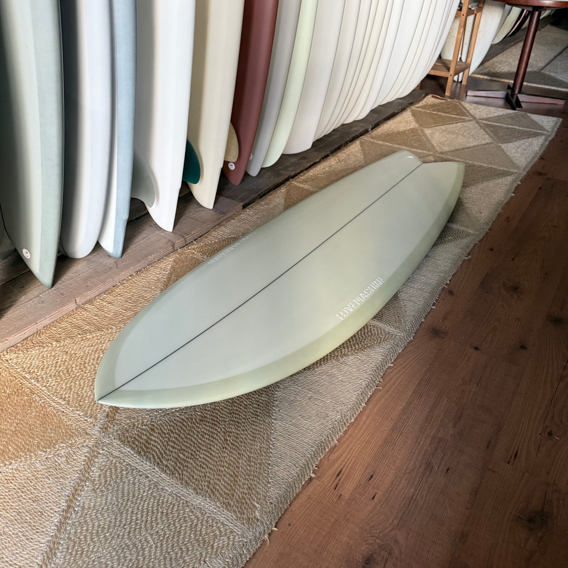 LOVEMACHINE SURFBOARDS 5’9” Wills Fish