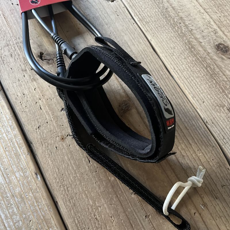 CROW HALEY Leash Knee
