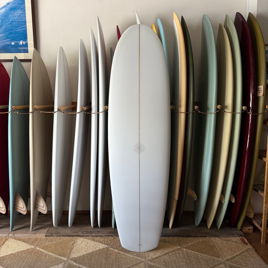 6’3” Mandala custom shapes VIMANA Twin Hybrid Hull 6’3”