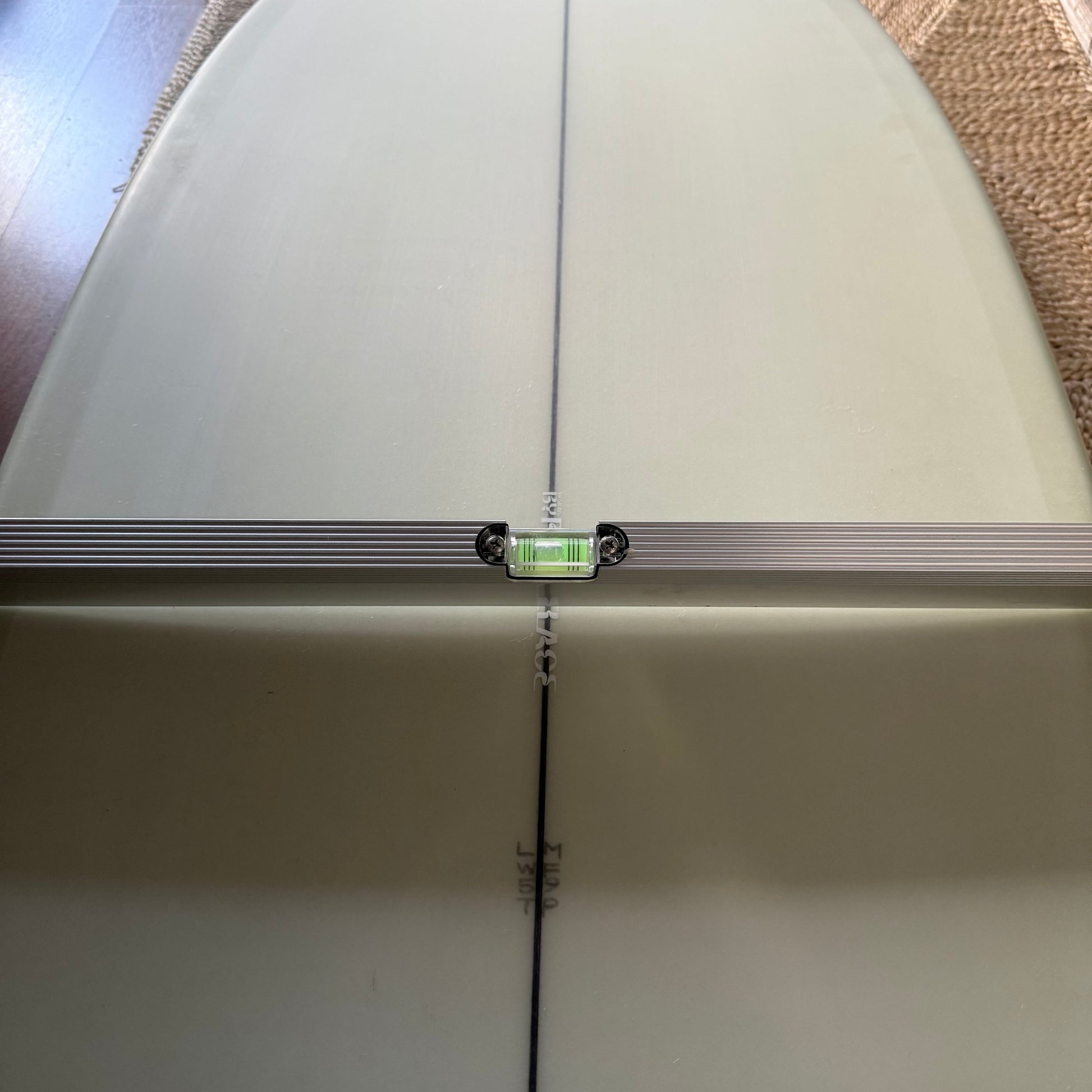 LOVEMACHINE SURFBOARDS 5’9” Wills Fish