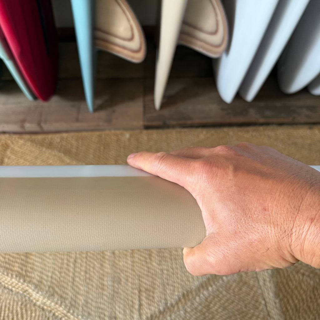 7’10” Mackie Designs Side cut round square flex tail