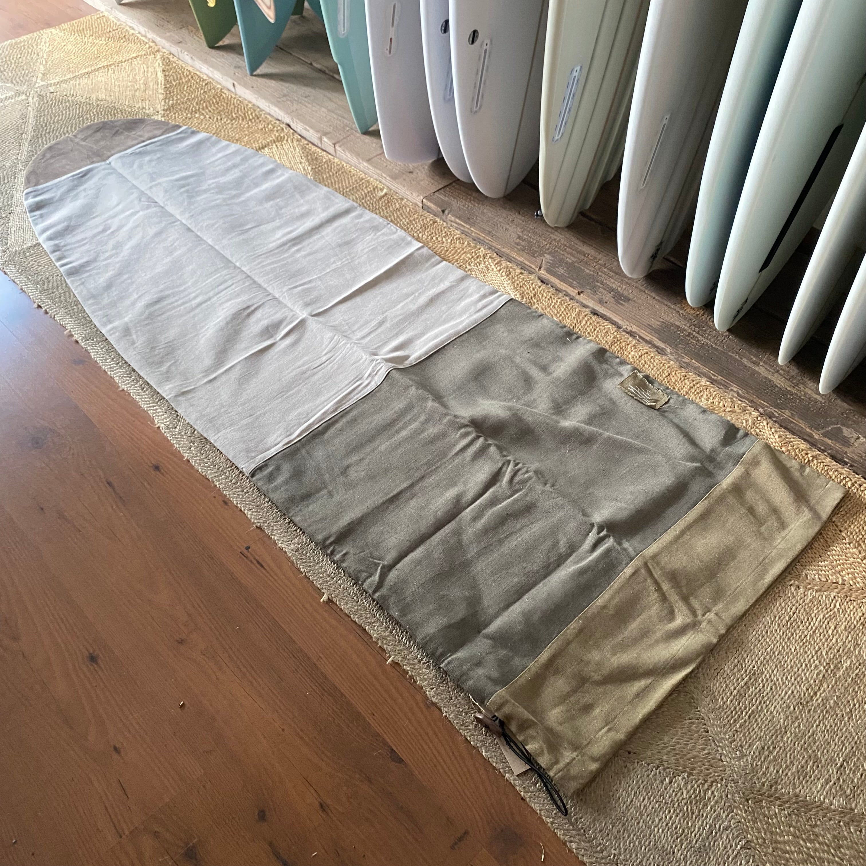 サーフィン・ボディボード ELEPHANT SURFBOARDCOVER BType Round Nose ELEPHANT SURFBOARDCOVER BType Round Nose