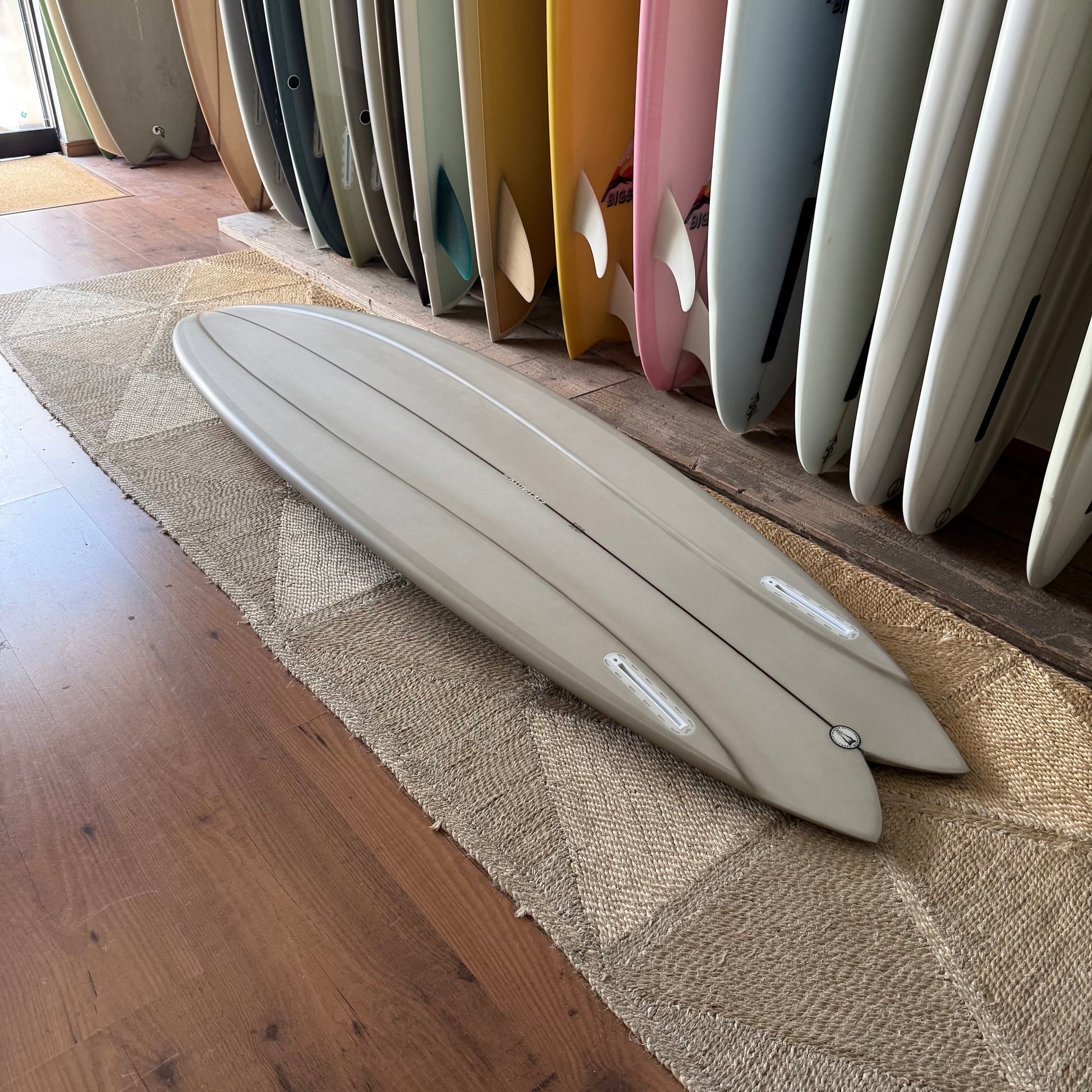 6'4" LOVEMACHINE SURFBOARDS Pedestrian Ship