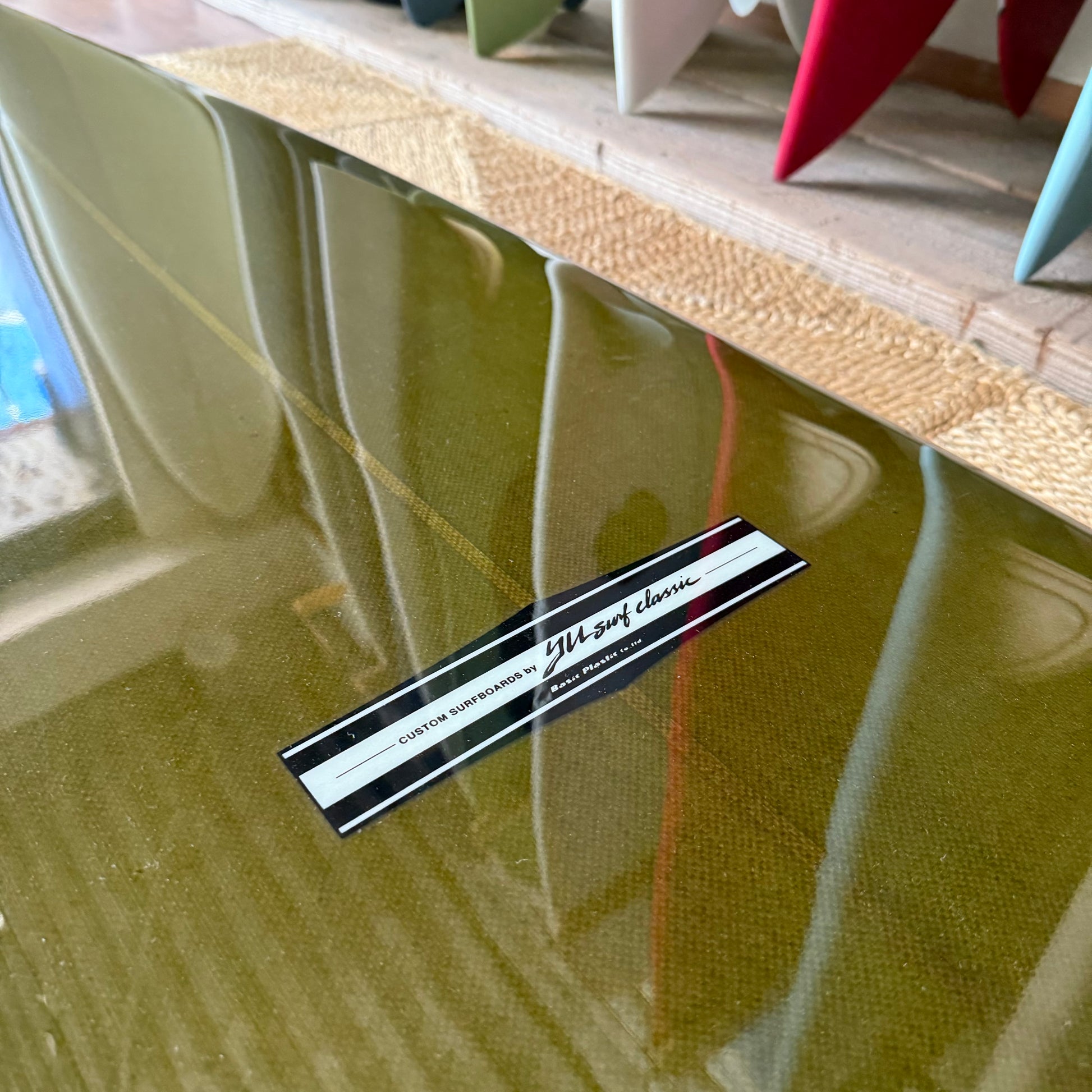 7'2" YU surfboards Modern single model