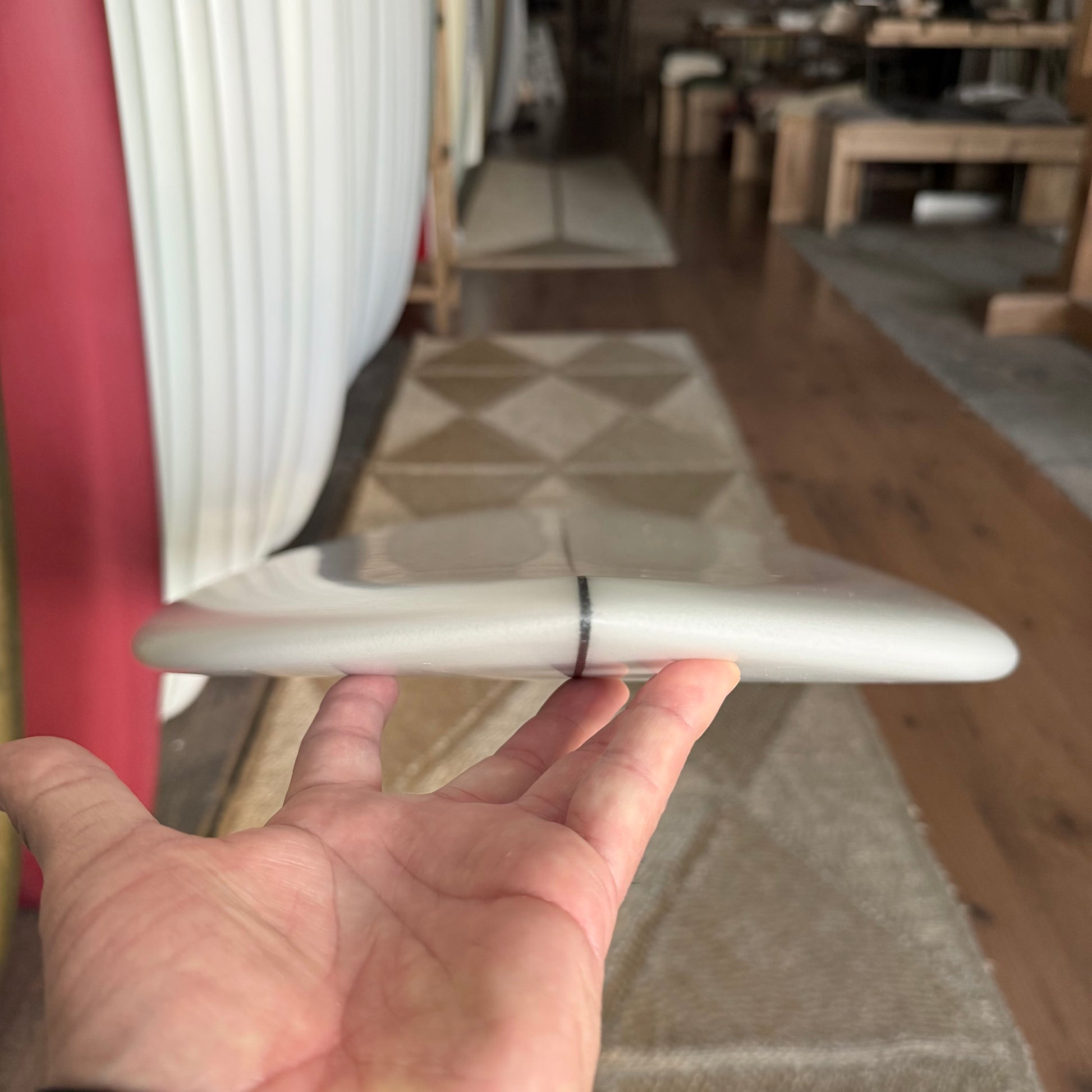 5'6" LOVEMACHINE SURFBOARDS T.REV