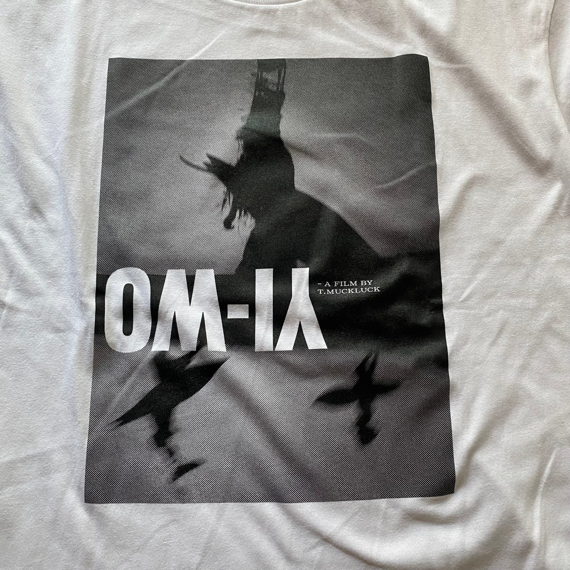 YI-WO T-shirt