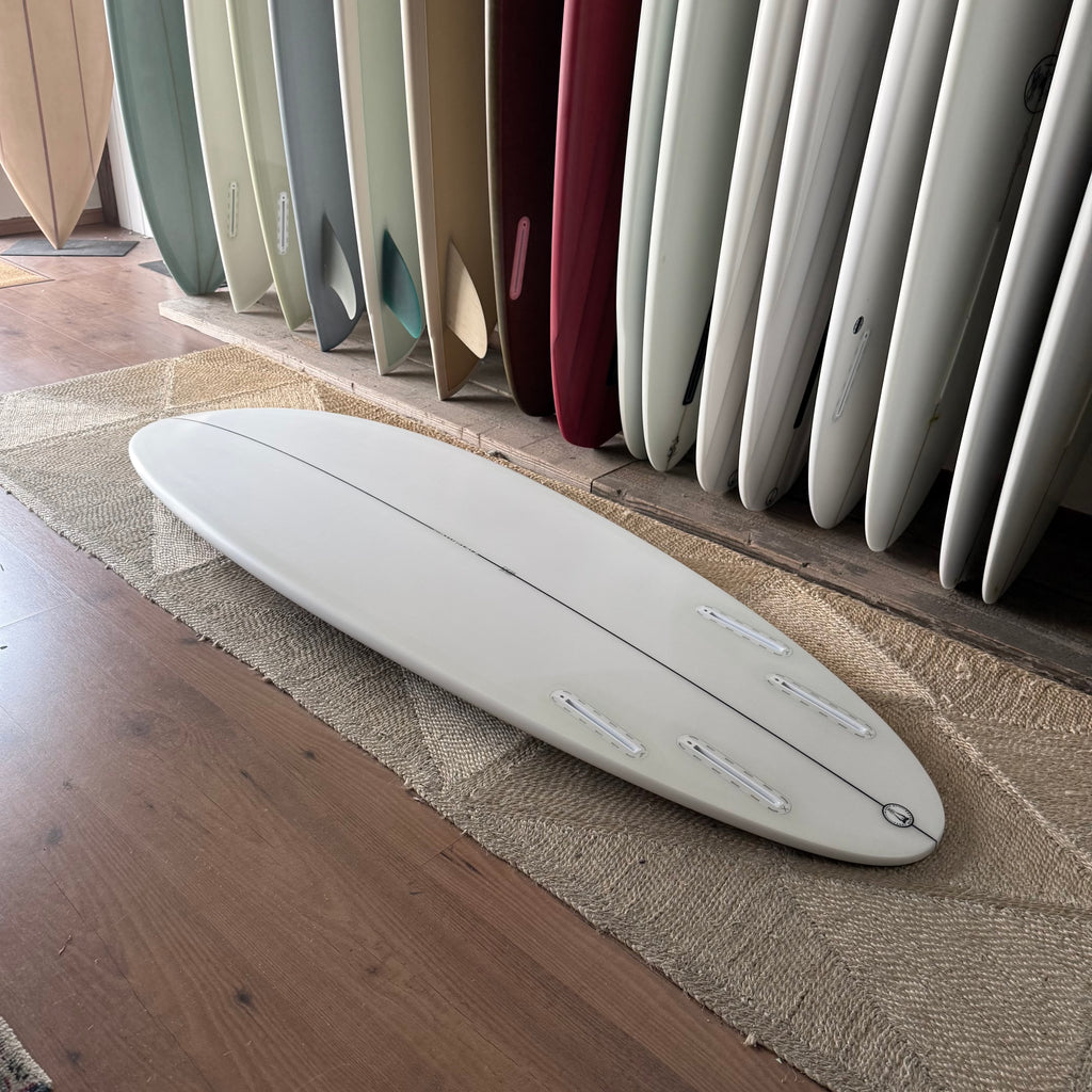 5'6" LOVEMACHINE SURFBOARDS T.REV