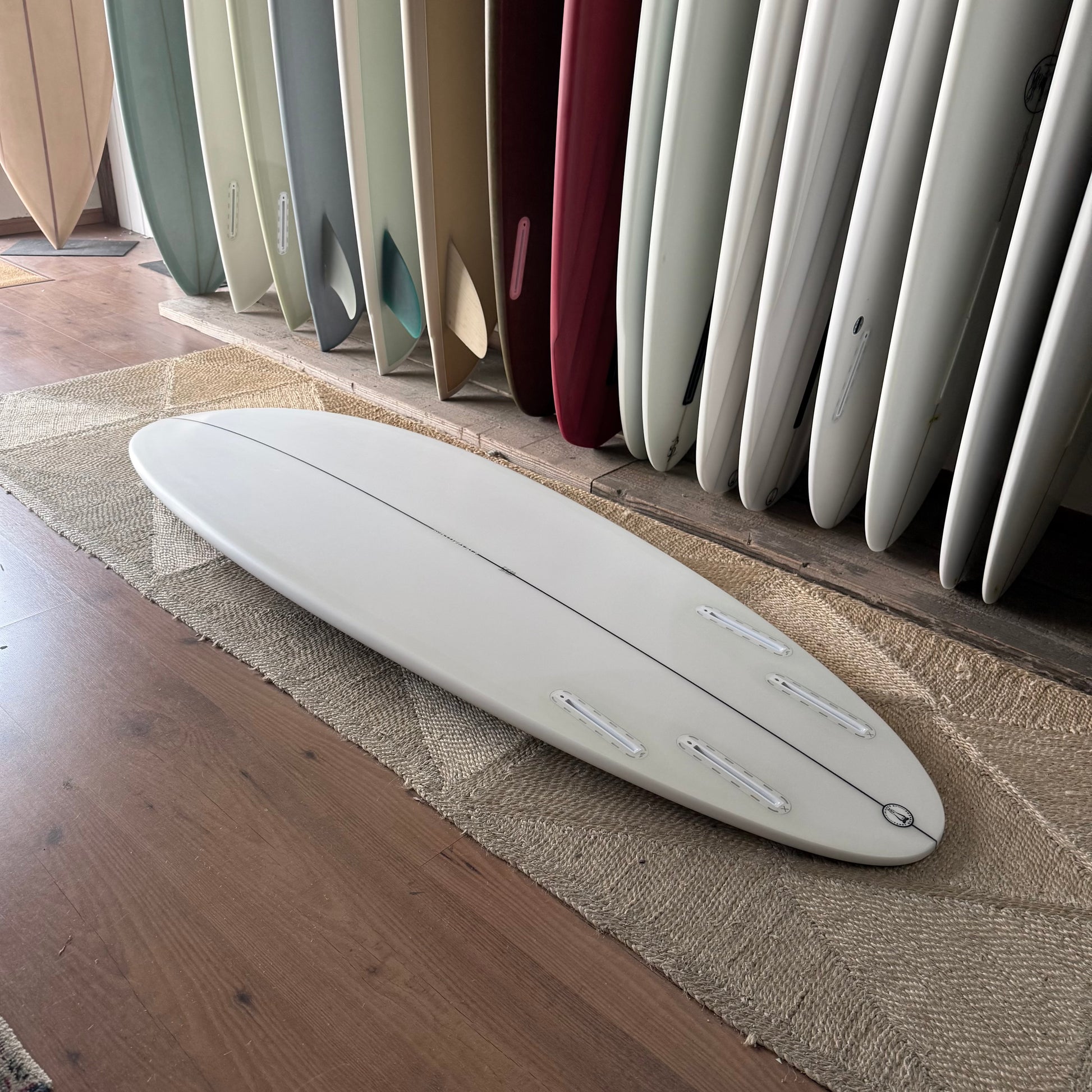 5'6" LOVEMACHINE SURFBOARDS T.REV
