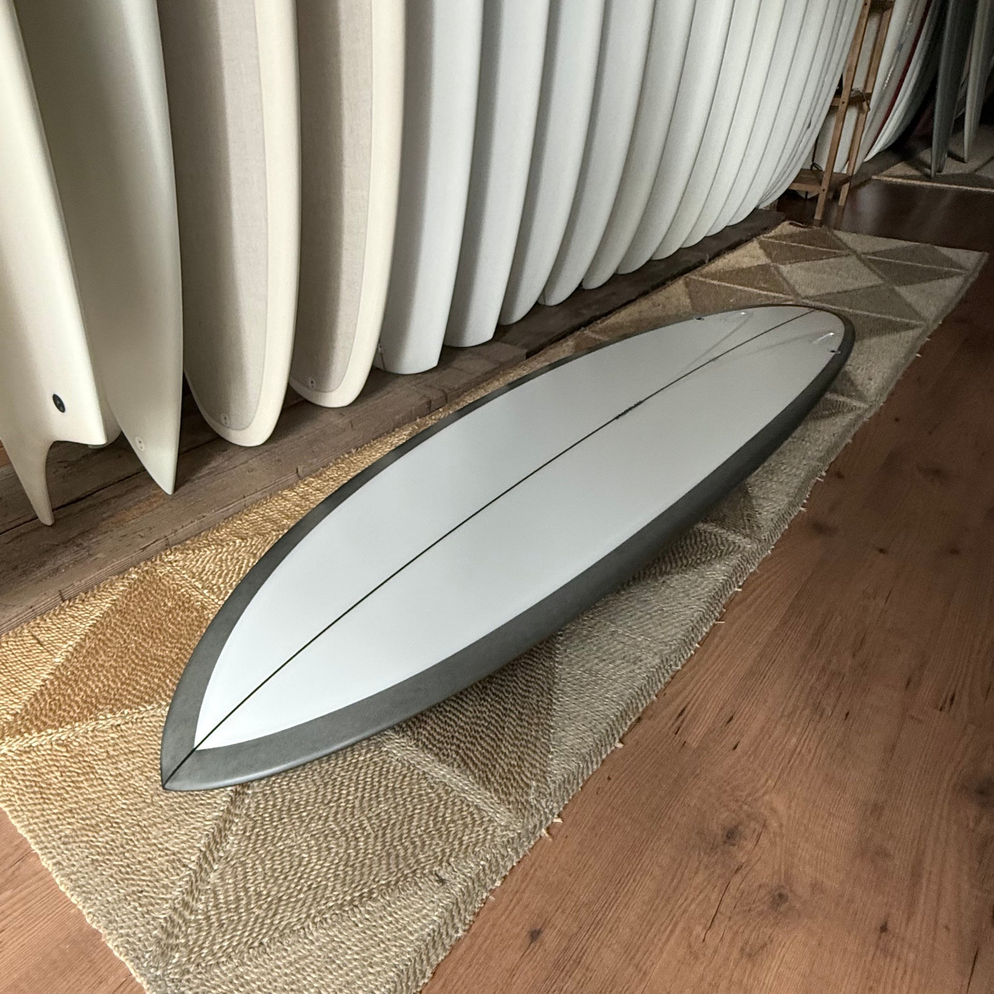 LOVEMACHINE SURFBOARDS 6'9" FM