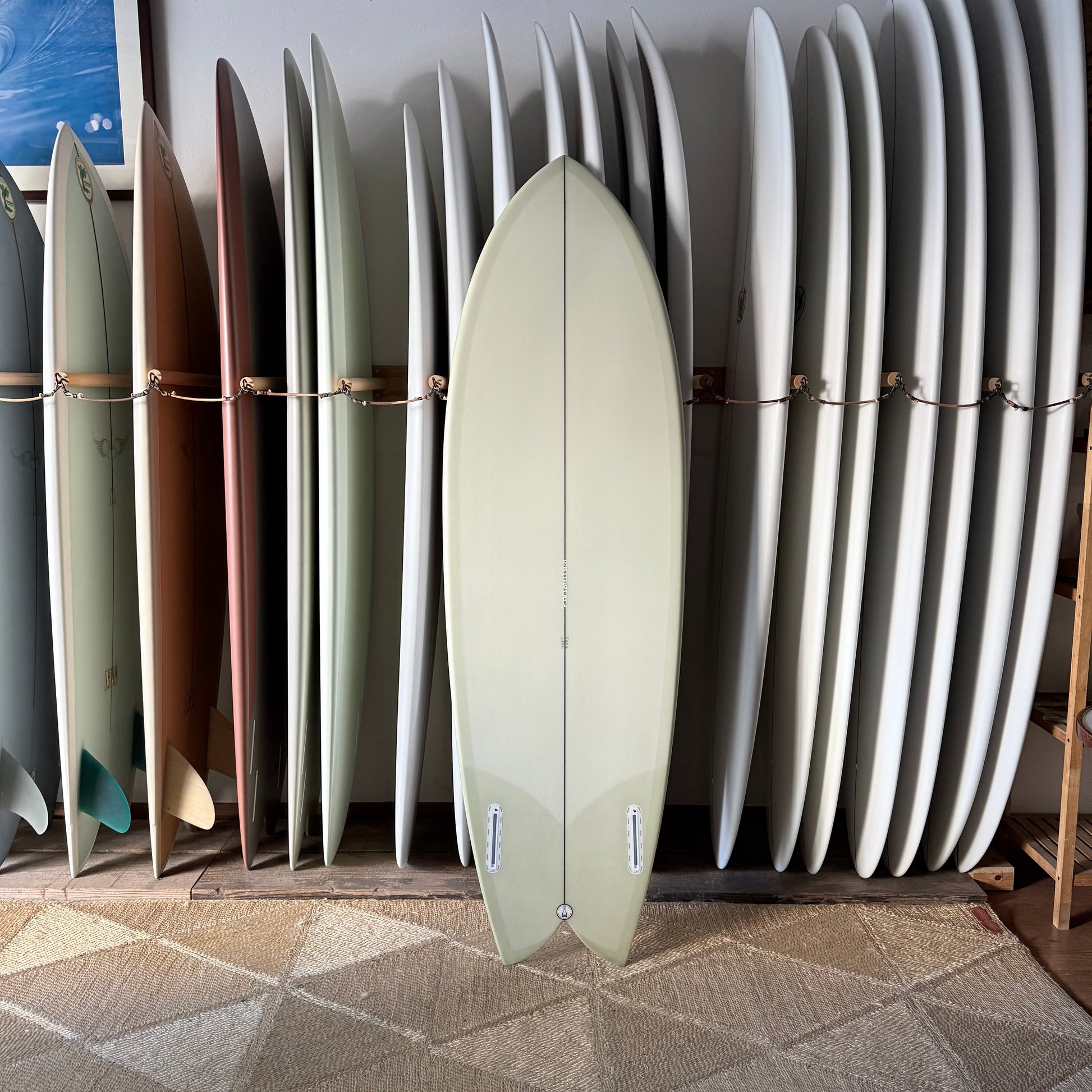 LOVEMACHINE SURFBOARDS 5’9” Wills Fish