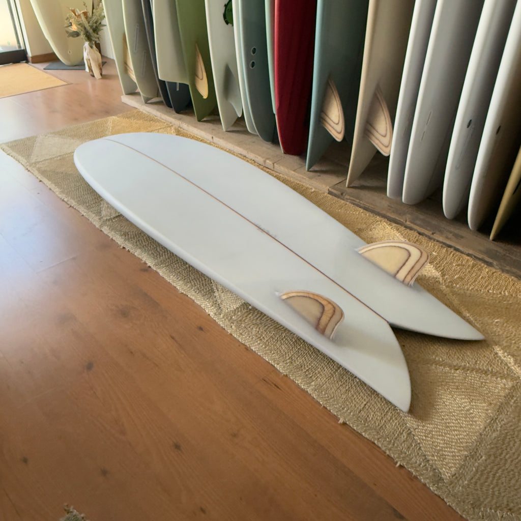 6’2” Mackie Designs Glass love side cut fish 6’2”