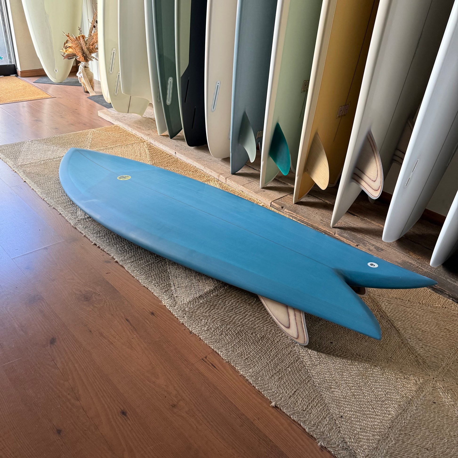 5’11” Mackie Designs Glass love fish