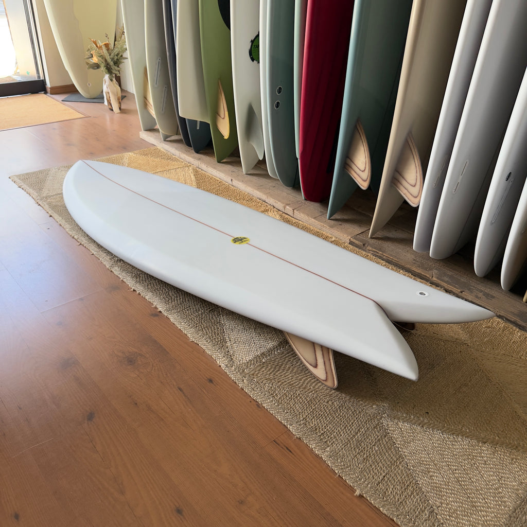 6’2” Mackie Designs Glass love side cut fish 6’2”