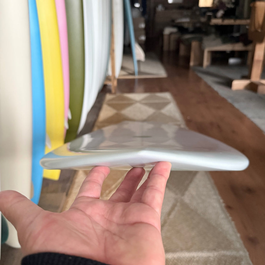 5’10” Mackie Designs Glass love fish