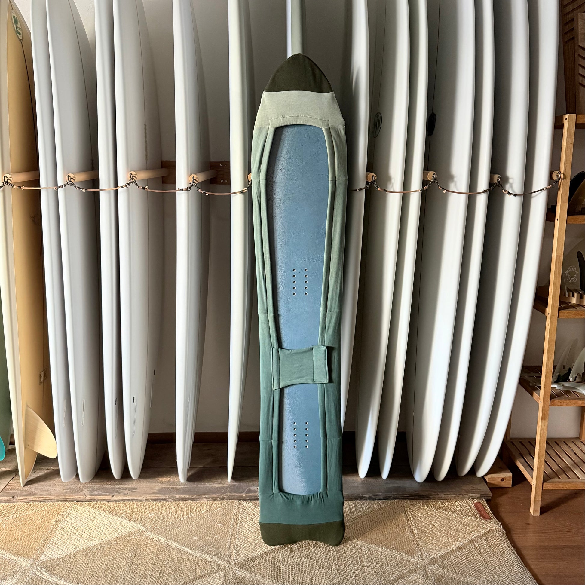 Elephant snowboard sole cover