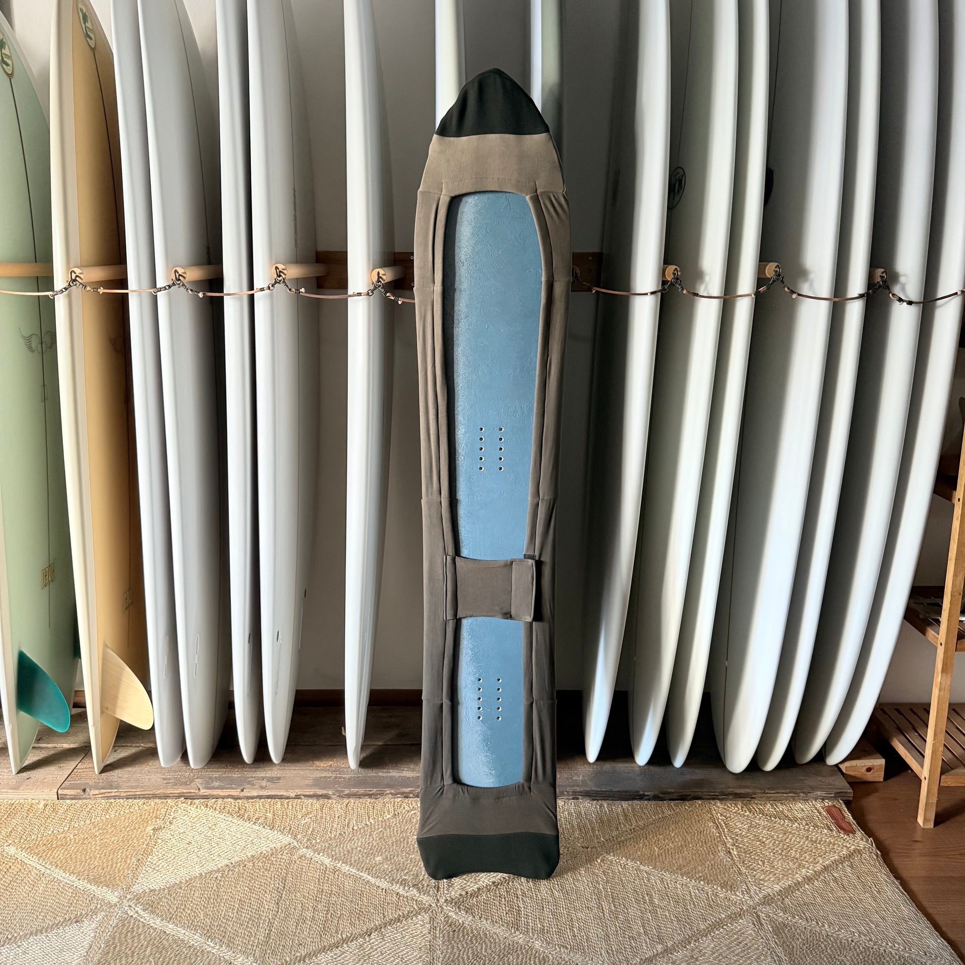 Elephant snowboard sole cover