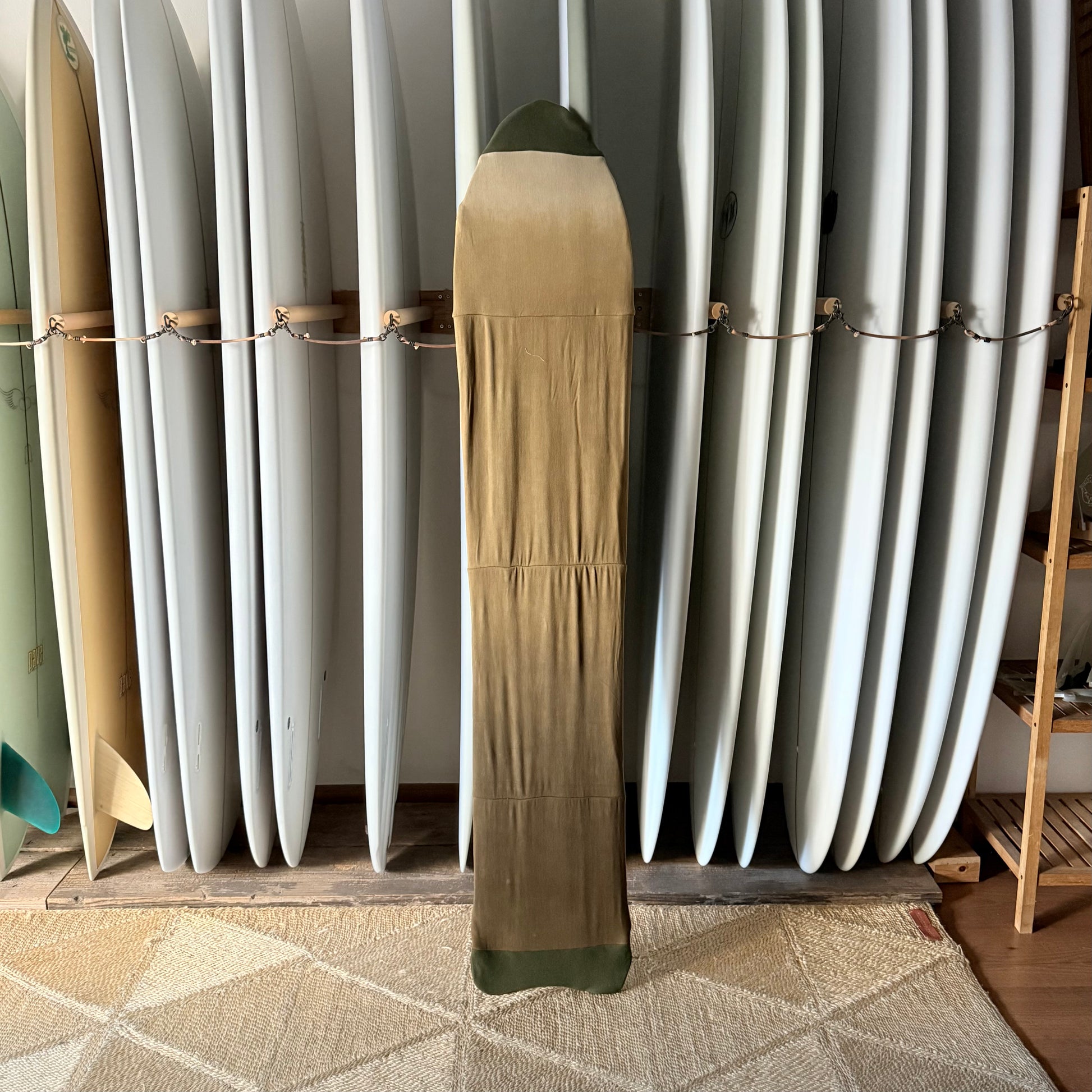 Elephant snowboard sole cover