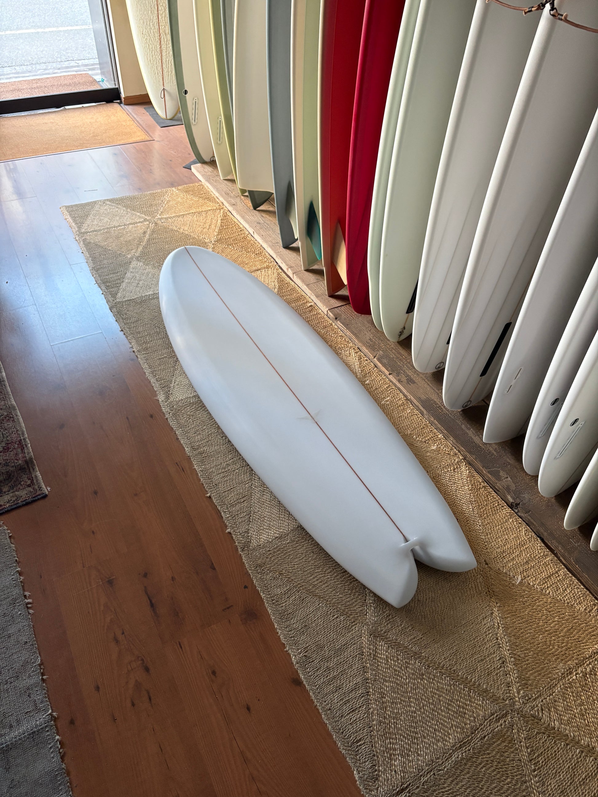 5'10" JOSUHA KEOGH MONAD