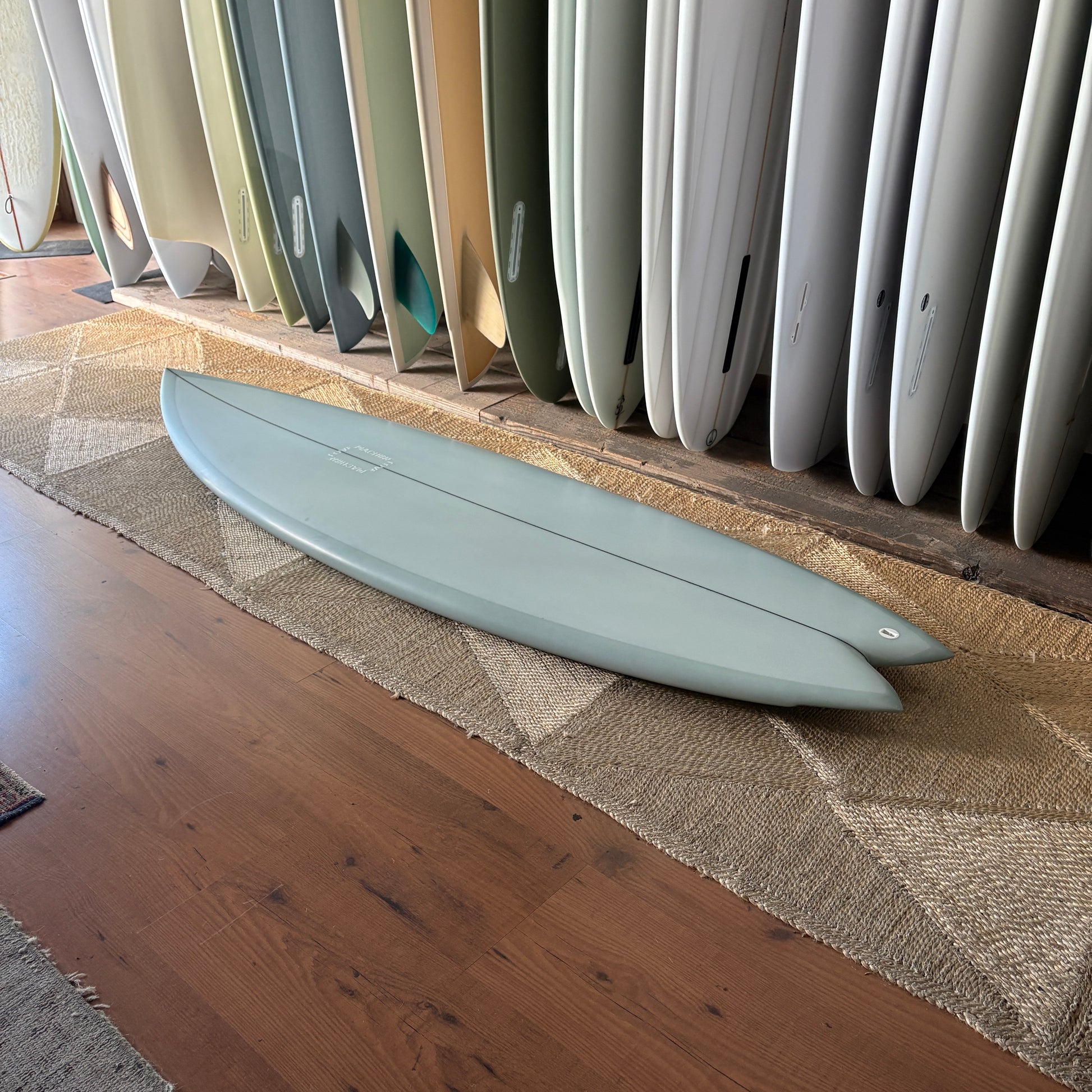 5'9" LOVEMACHINE SURFBOARDS Pedestrian Ship
