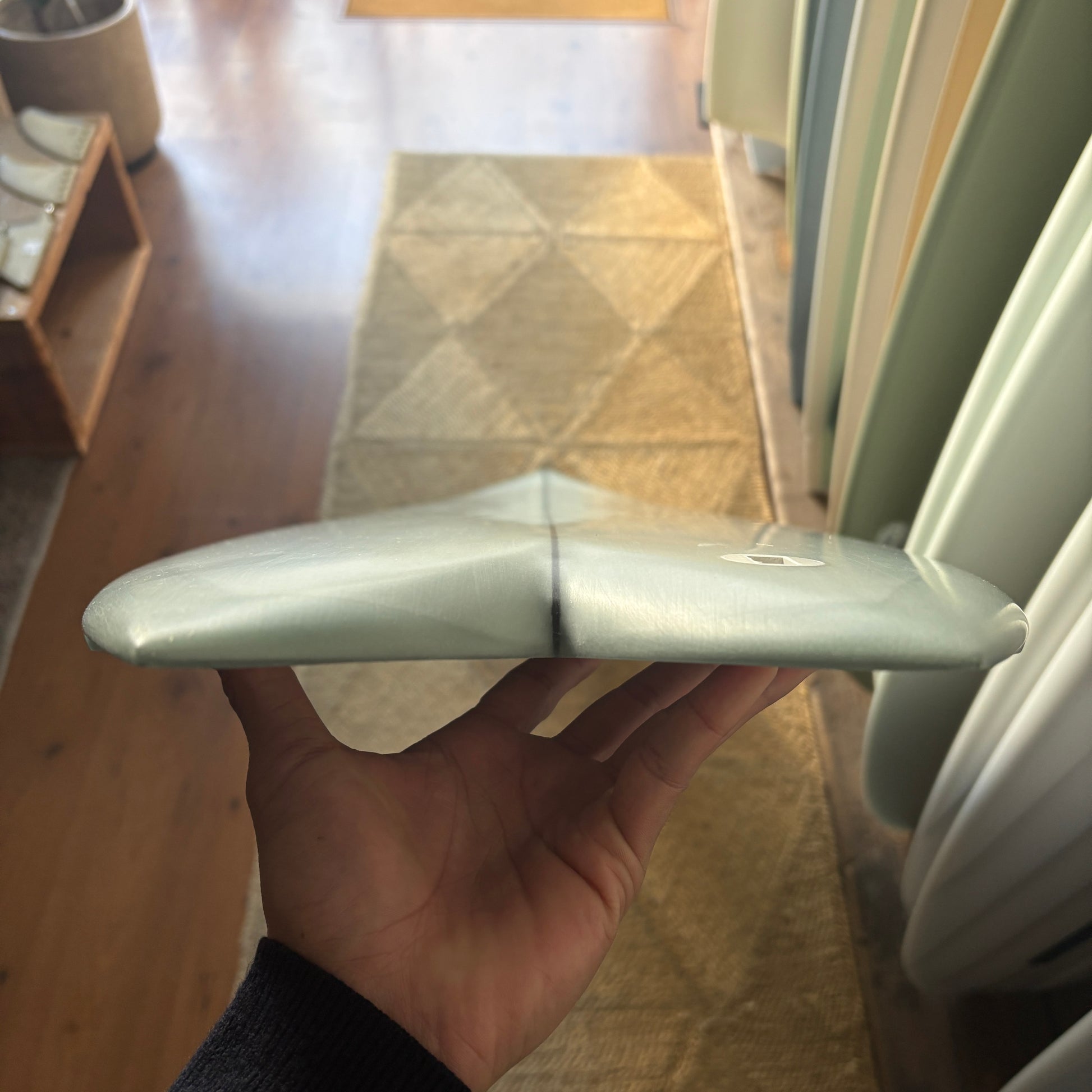 5'9" LOVEMACHINE SURFBOARDS Pedestrian Ship