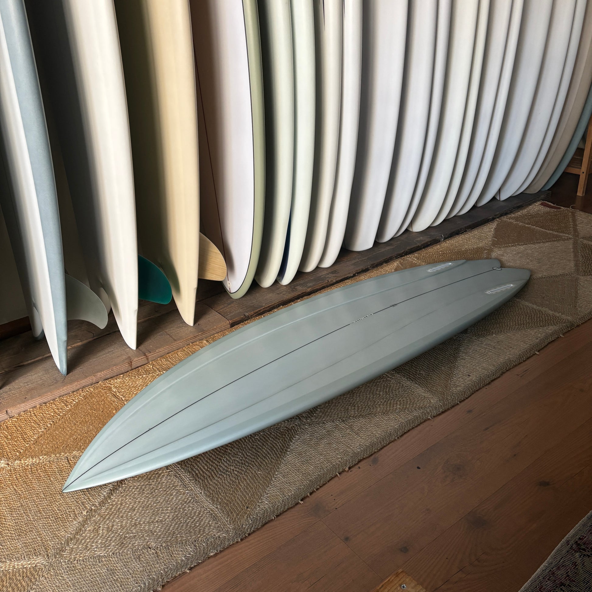 5'9" LOVEMACHINE SURFBOARDS Pedestrian Ship