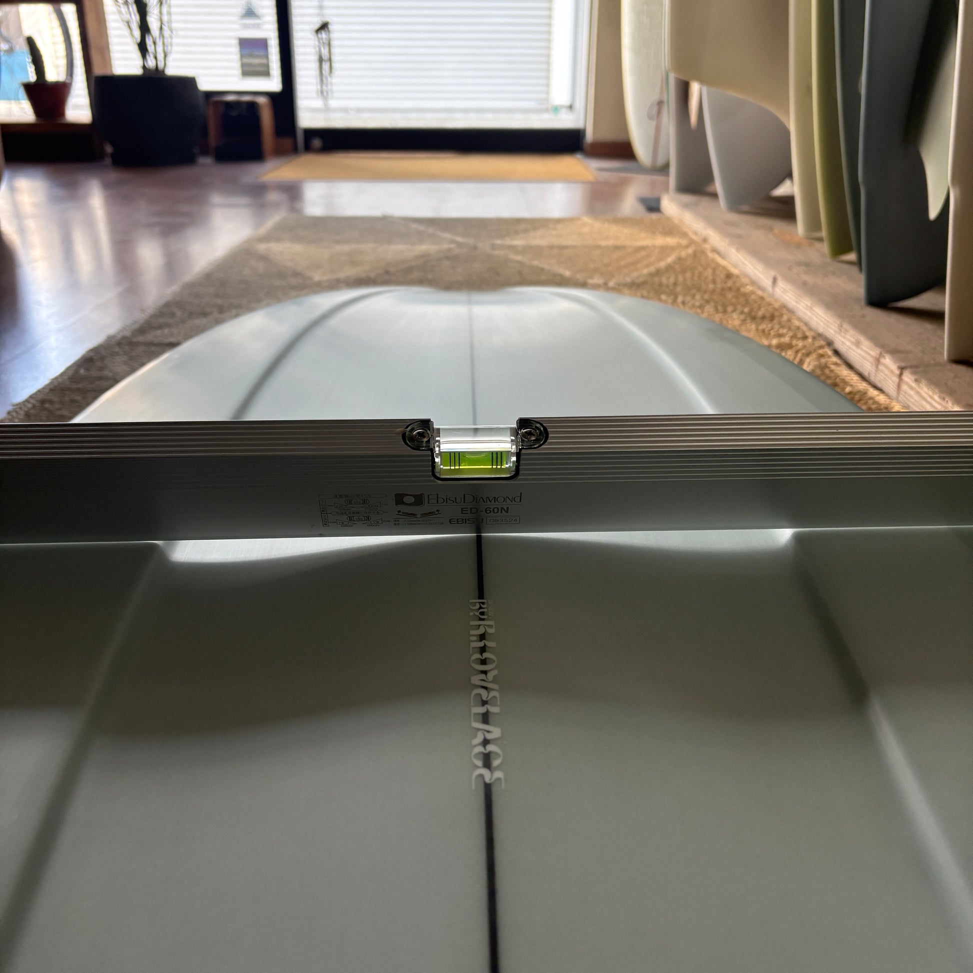 5'9" LOVEMACHINE SURFBOARDS Pedestrian Ship