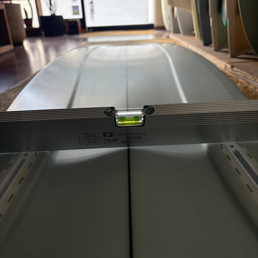 5'9" LOVEMACHINE SURFBOARDS Pedestrian Ship