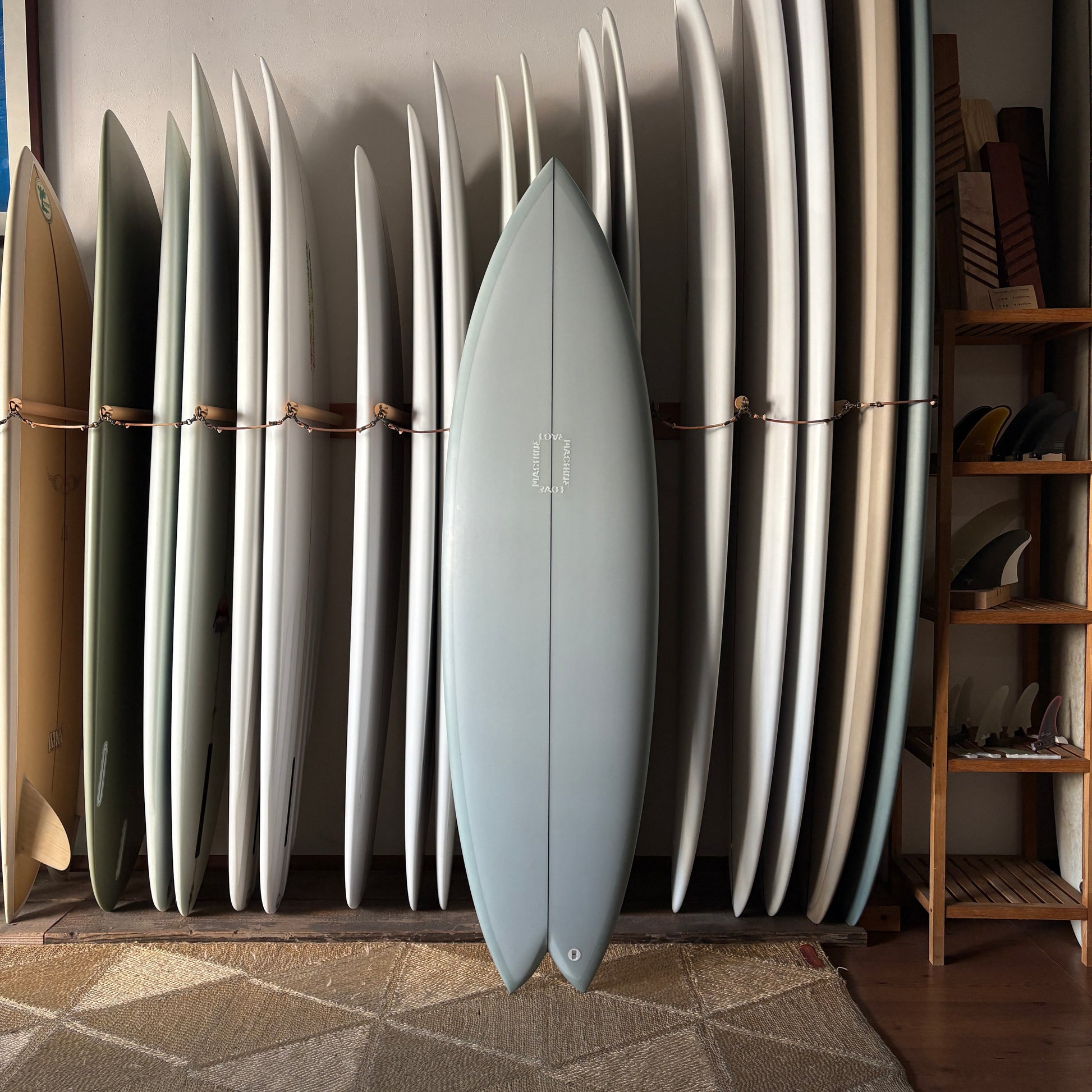 5'9" LOVEMACHINE SURFBOARDS Pedestrian Ship