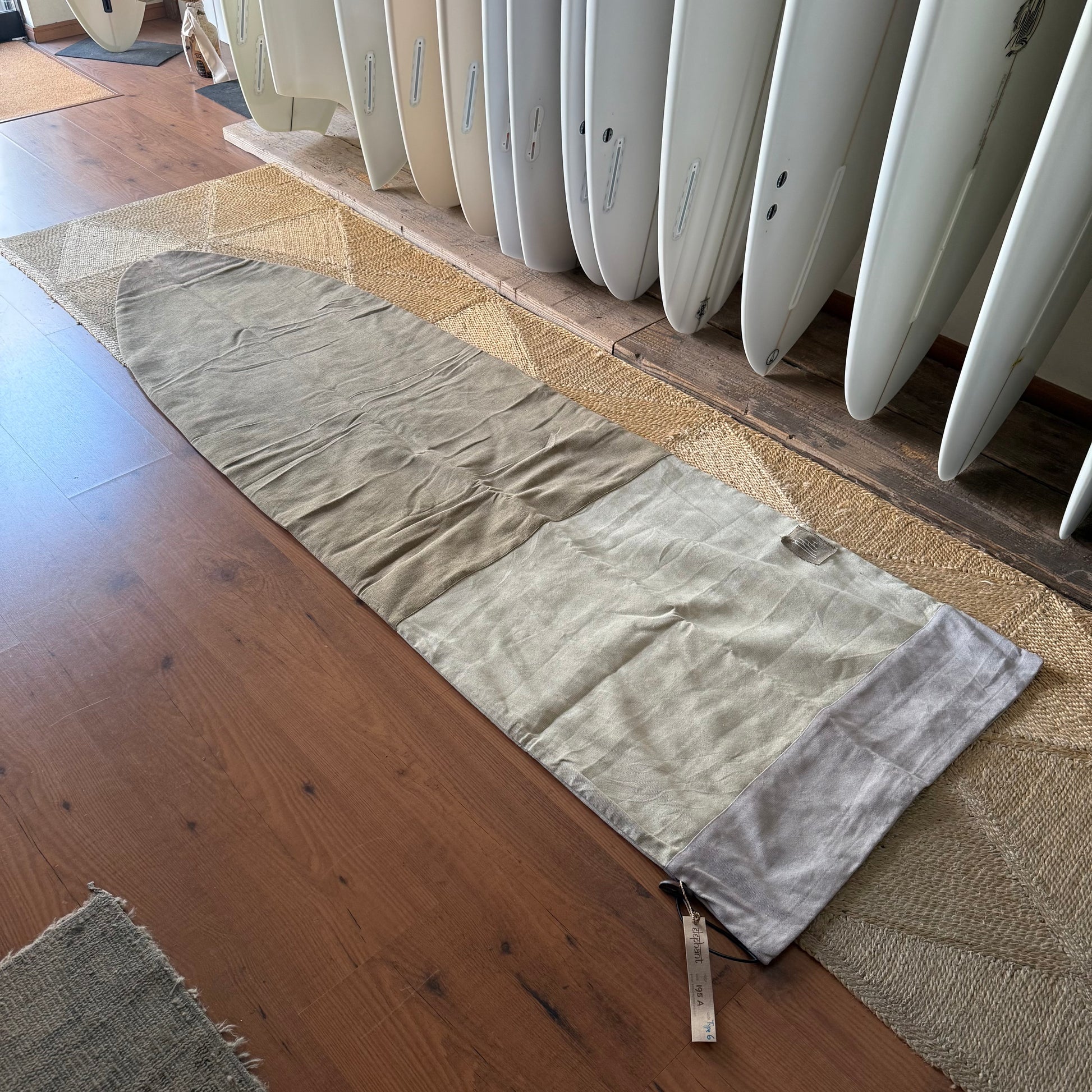 ELEPHANT SURFBOARD COVER A Type Point Nose