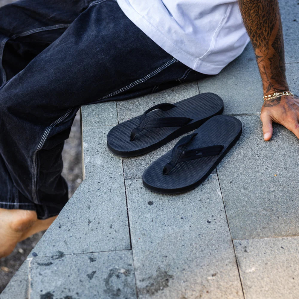 indosole Men’s EASY LIVING FLIP FLOPS